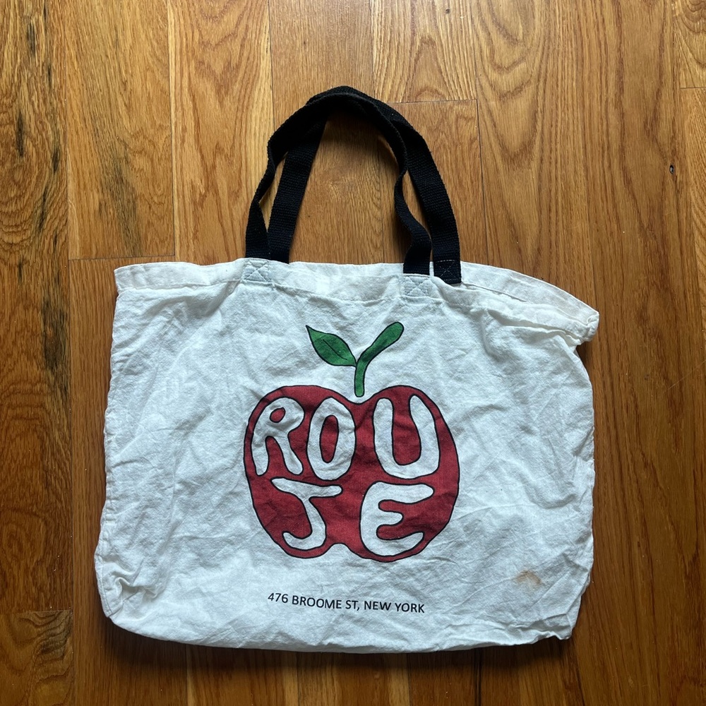 Rouje NY Apple Tote Bag